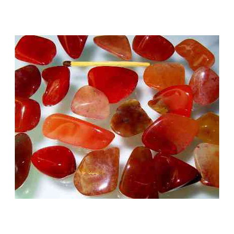 Rød Chalcedon gemstones